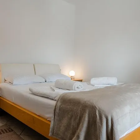 Jurcevic Apartment Vir