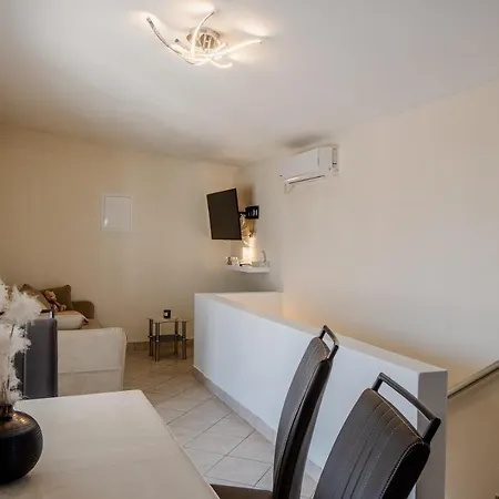 Jurcevic Apartment *